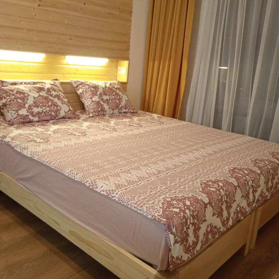 Roshka Apartment 307 구다우리 외부 사진